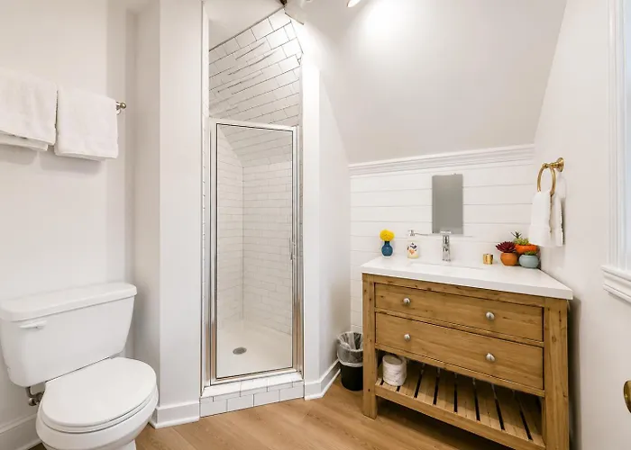 Holiday home Jungle House Luxury Homes - Downtown Short North - Near Convention Center & Nationwide Arena - Free Parking - Pet Friendly - Over 5 800 Five Stars