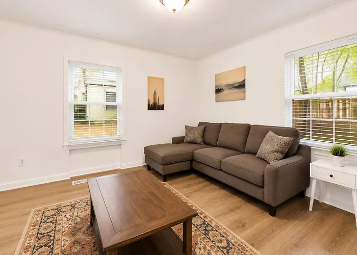 Jungle House Luxury Homes - Downtown Short North - Near Convention Center & Nationwide Arena - Free Parking - Pet Friendly - Over 5 800 Five Stars Holiday home *
