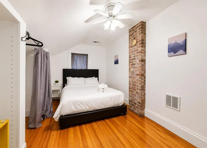 Jungle House Luxury Homes - Downtown Short North - Near Convention Center & Nationwide Arena - Free Parking - Pet Friendly - Over 5 800 Five Stars Holiday home