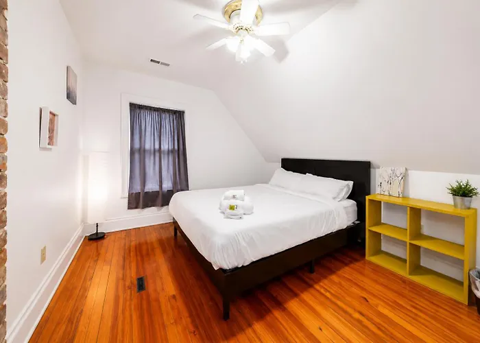 Jungle House Luxury Homes - Downtown Short North - Near Convention Center & Nationwide Arena - Free Parking - Pet Friendly - Over 5 800 Five Stars Holiday home