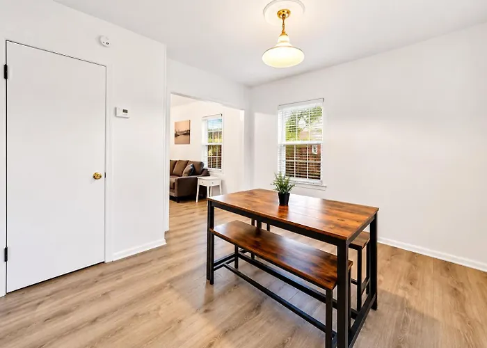 Holiday home Jungle House Luxury Homes - Downtown Short North - Near Convention Center & Nationwide Arena - Free Parking - Pet Friendly - Over 5 800 Five Stars