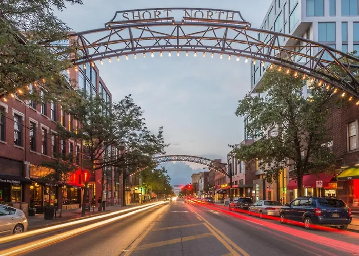 Jungle House Luxury Homes - Downtown Short North - Near Convention Center & Nationwide Arena - Free Parking - Pet Friendly - Over 5 800 Five Stars * Columbus